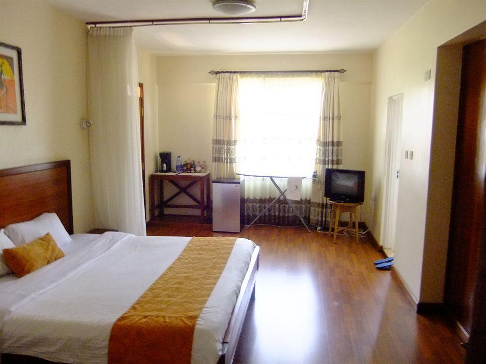 Hennessis Hotel نيروبي المظهر الخارجي الصورة