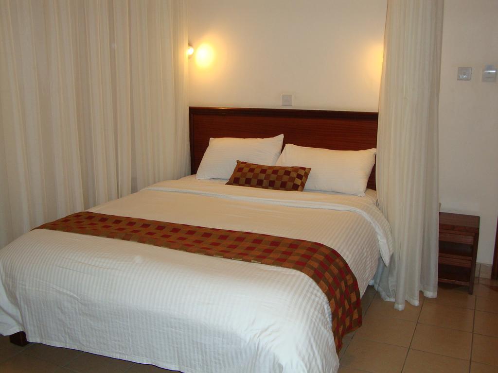 Hennessis Hotel نيروبي المظهر الخارجي الصورة